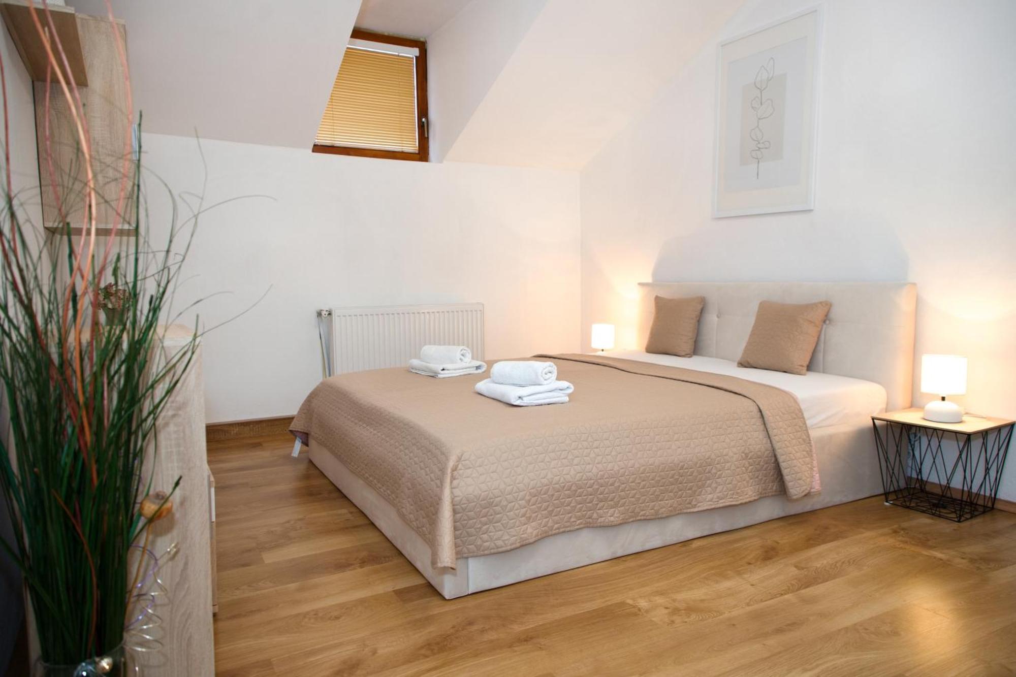 Apartman Ivka Brezno Ngoại thất bức ảnh