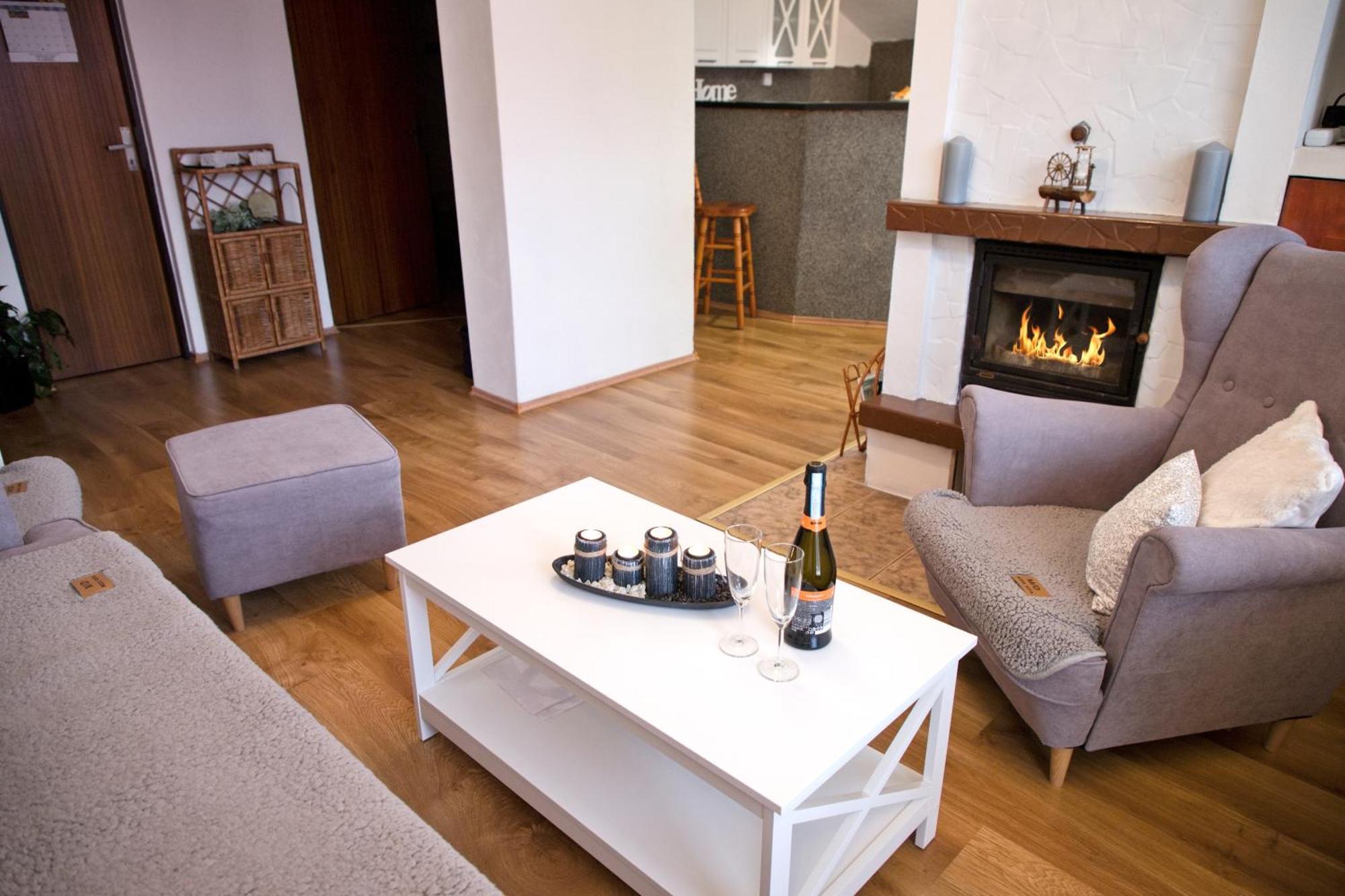 Apartman Ivka Brezno Ngoại thất bức ảnh